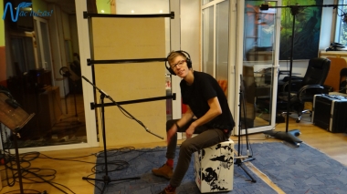 Jubilejas audiodiska Nāc līdzās Ziemassvētkos ierakstīšana studijā JUMP
