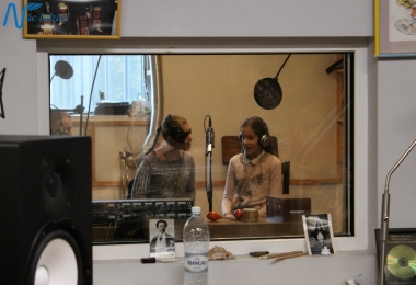 Jubilejas audiodiska Nāc līdzās Ziemassvētkos ierakstīšana studijā JUMP