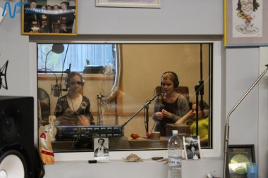 Jubilejas audiodiska Nāc līdzās Ziemassvētkos ierakstīšana studijā JUMP