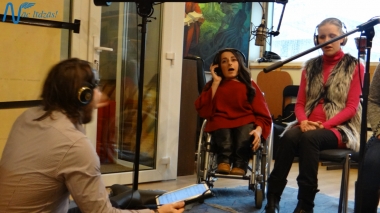 Jubilejas audiodiska Nāc līdzās Ziemassvētkos ierakstīšana studijā JUMP