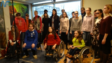 Jubilejas audiodiska Nāc līdzās Ziemassvētkos ierakstīšana studijā JUMP