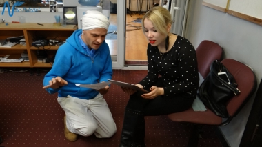 Jubilejas audiodiska Nāc līdzās Ziemassvētkos ierakstīšana studijā JUMP