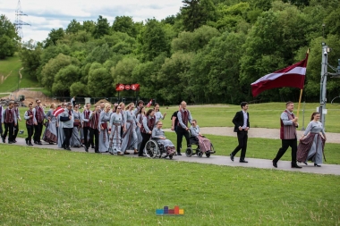 Fonds Nāc līdzās!